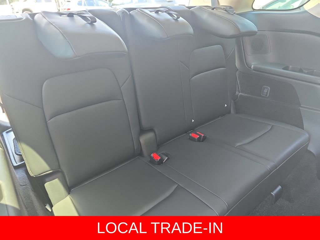 Used 2024 Nissan Pathfinder Platinum AWD/4WD image 13