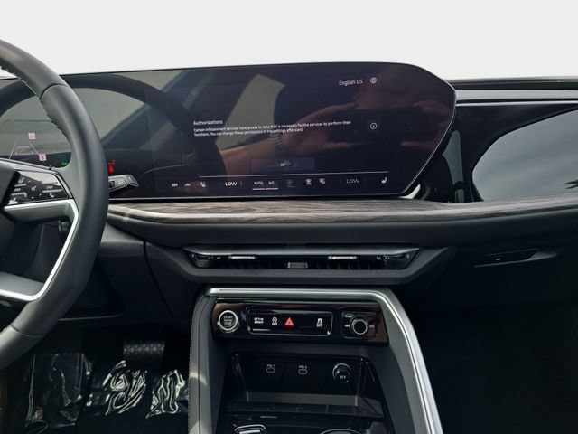 Used 2025 Audi Q5 Premium w/ Convenience Package AWD/4WD image 23