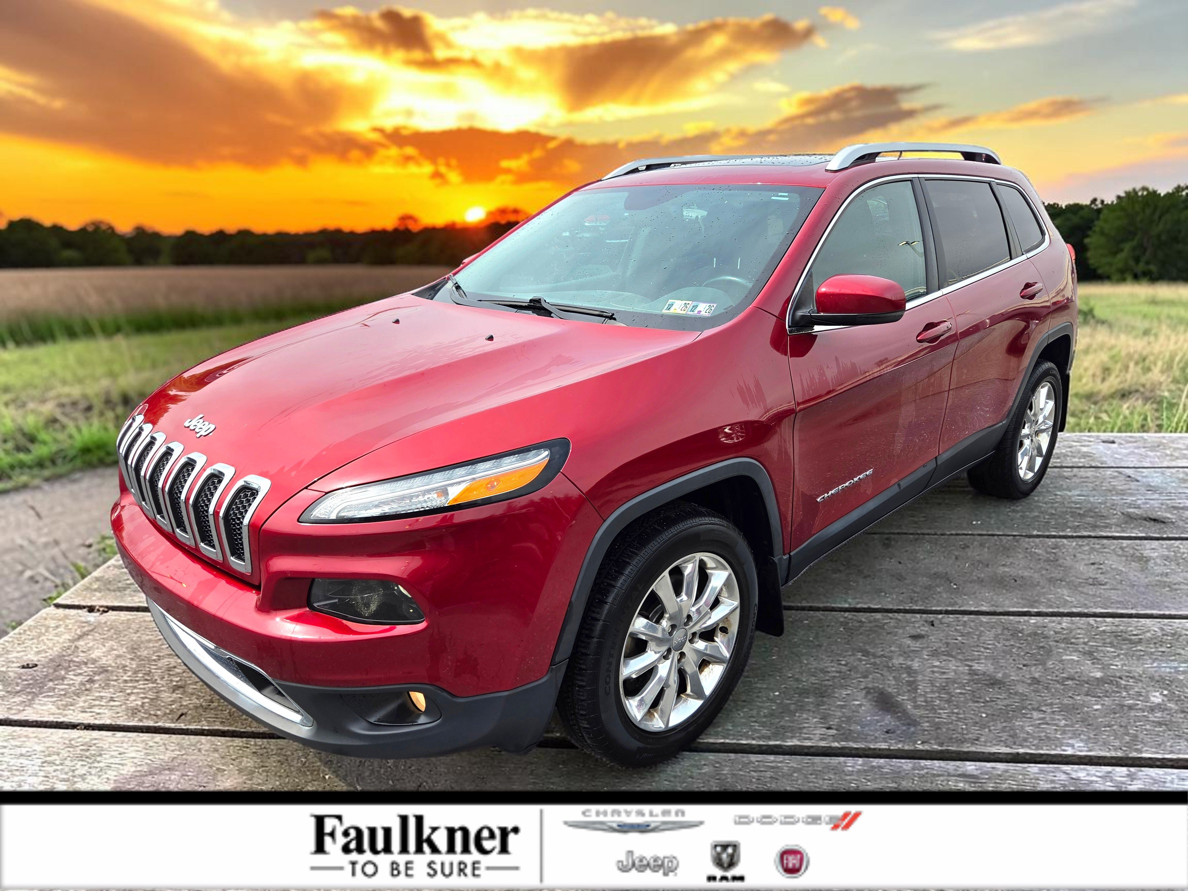 Used 2017 Jeep Cherokee Limited AWD/4WD image 1