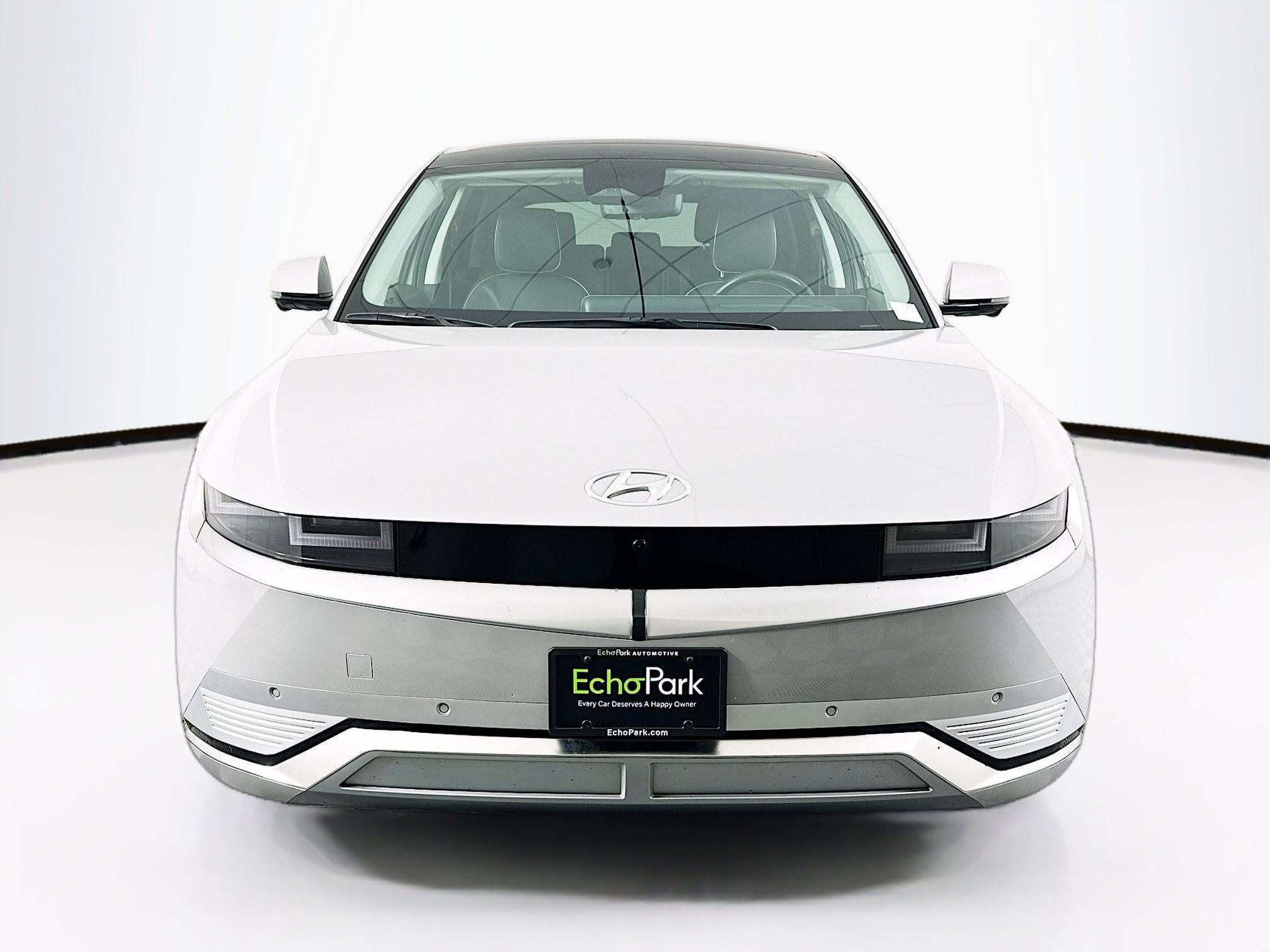 Used 2024 Hyundai Ioniq 5 Limited image 2