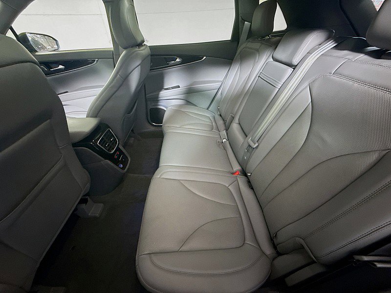 Used 2023 Lincoln Nautilus Reserve w/ Equipment Group 201A image 23
