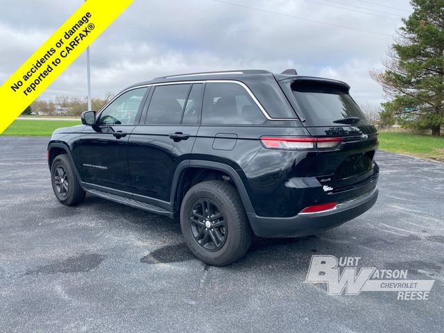 Used 2023 Jeep Grand Cherokee Laredo image 5