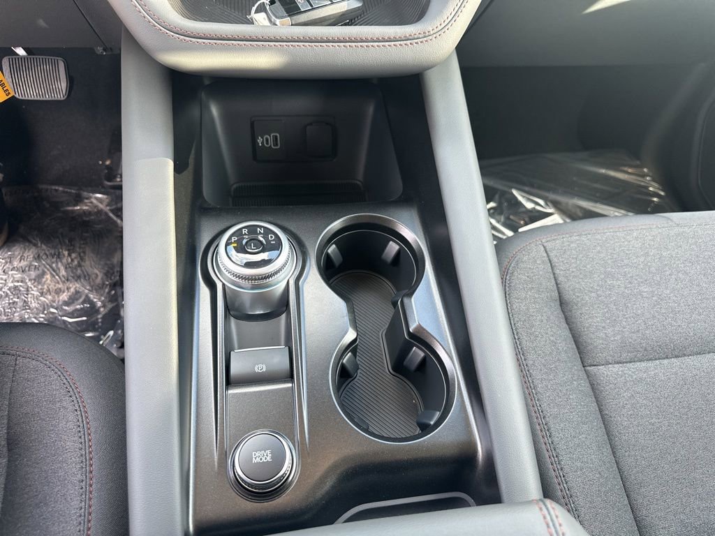 New 2026 Ford Explorer Active AWD/4WD image 15