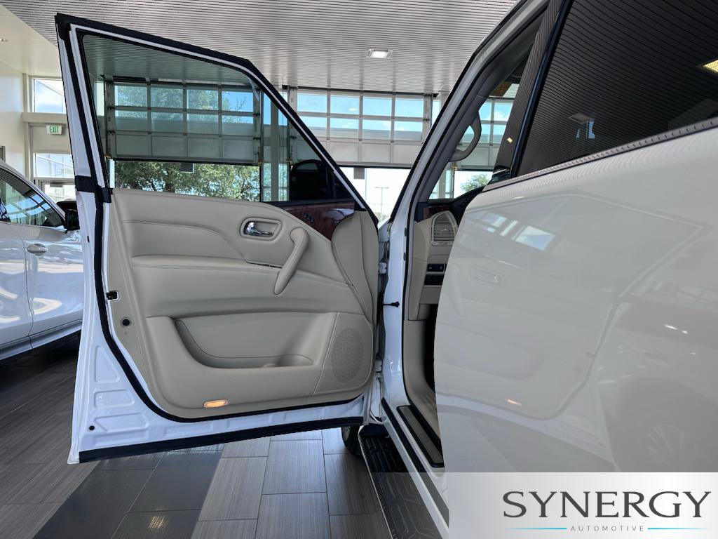 Used 2018 INFINITI QX80 4WD w/ Driver Assistance Package image 22