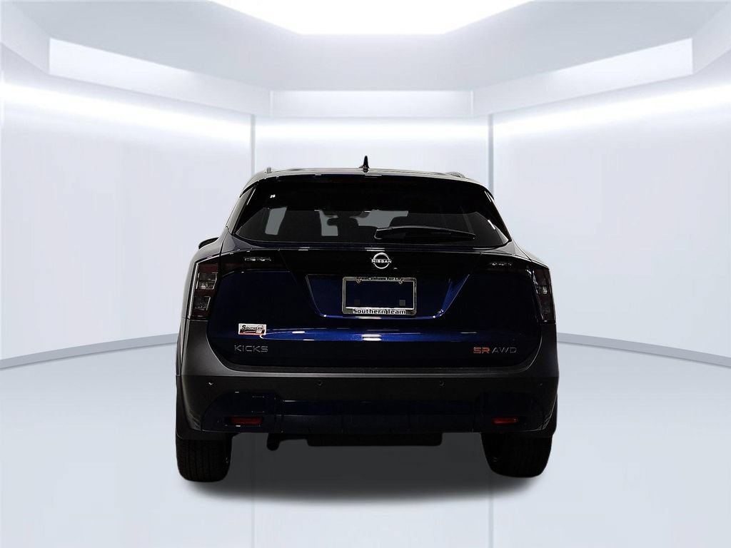 New 2026 Nissan Kicks SR w/ SR Premium Package AWD/4WD image 4