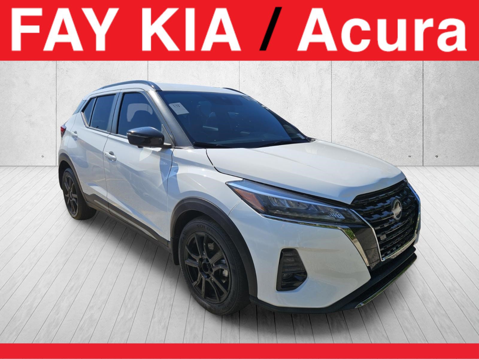 Used 2023 Nissan Kicks SR w/ SR Premium Package