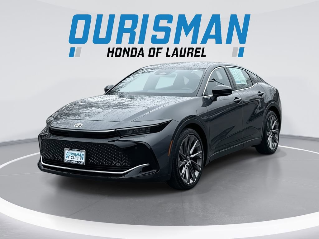 Used 2023 Toyota Crown Limited w/ Advanced Technology Package