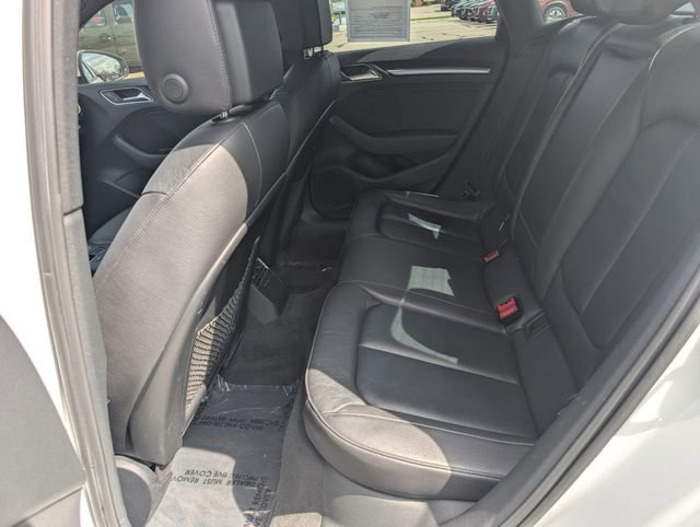 Used 2018 Audi A3 2.0T Premium image 10