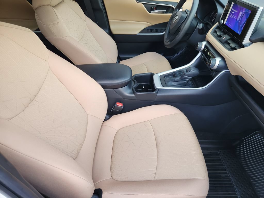 Used 2023 Toyota RAV4 XLE w/ Convenience Package FWD image 14