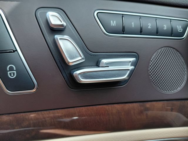 Used 2018 Mercedes-Benz SL 550 image 19