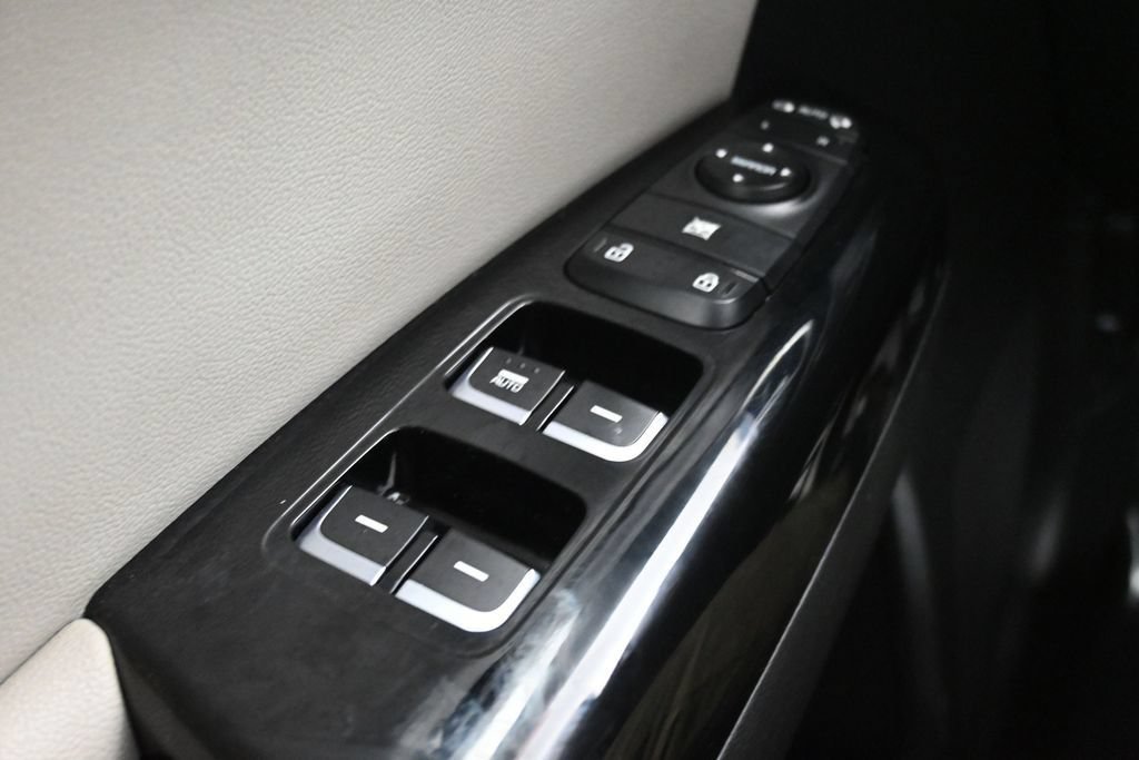 Used 2019 Kia Sportage EX w/ EX Sport Appearance Package FWD image 14