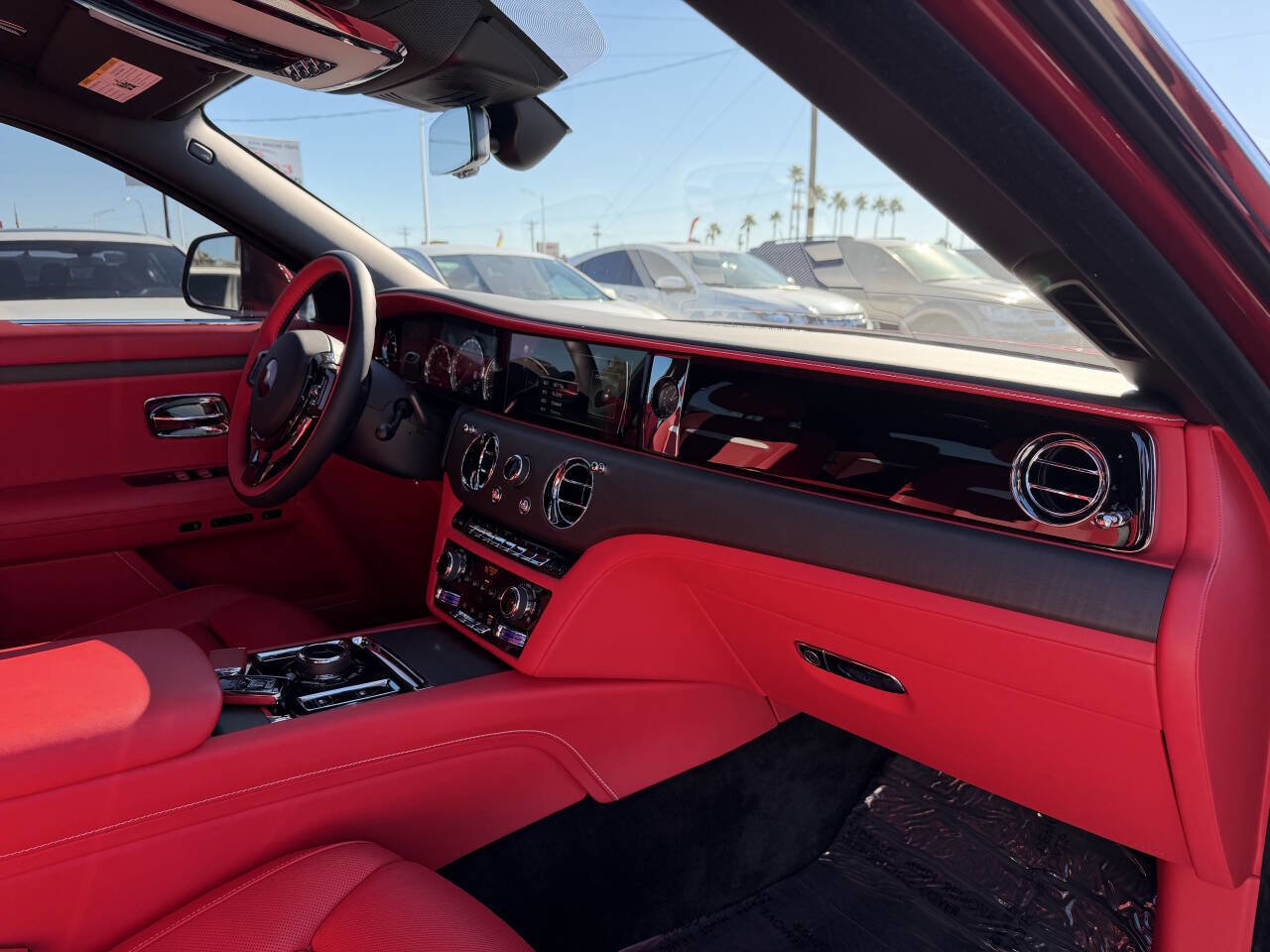 Used 2024 Rolls-Royce Ghost image 41