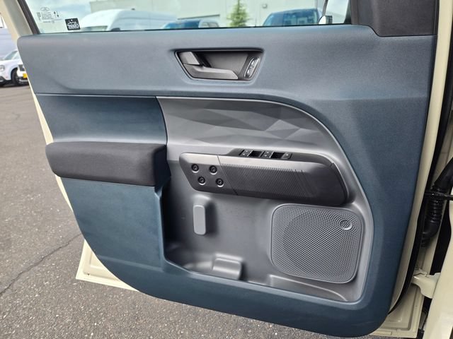 Used 2025 Ford Maverick XL FWD image 12