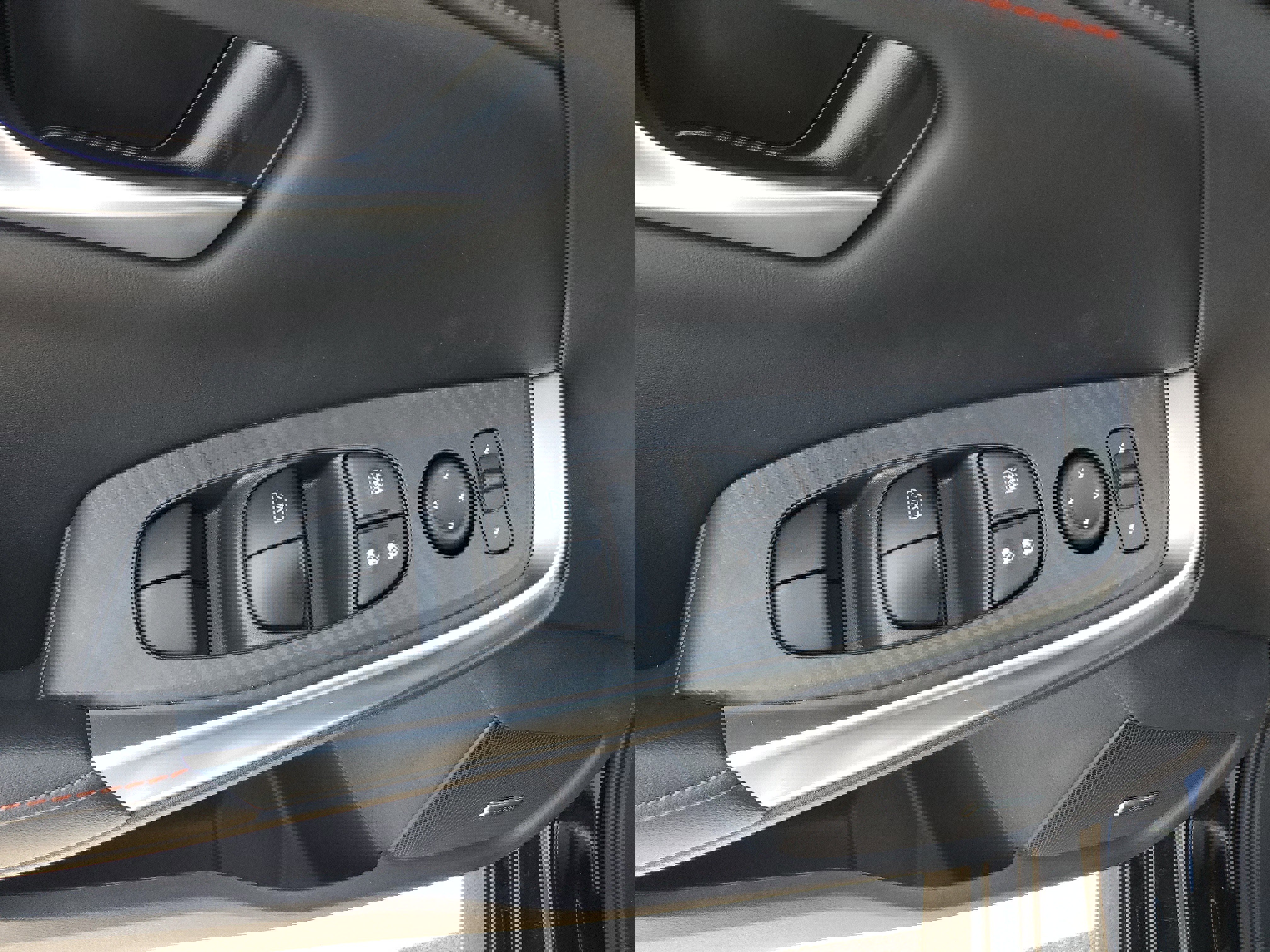 New 2025 Nissan Sentra SR w/ SR Premium Package image 19