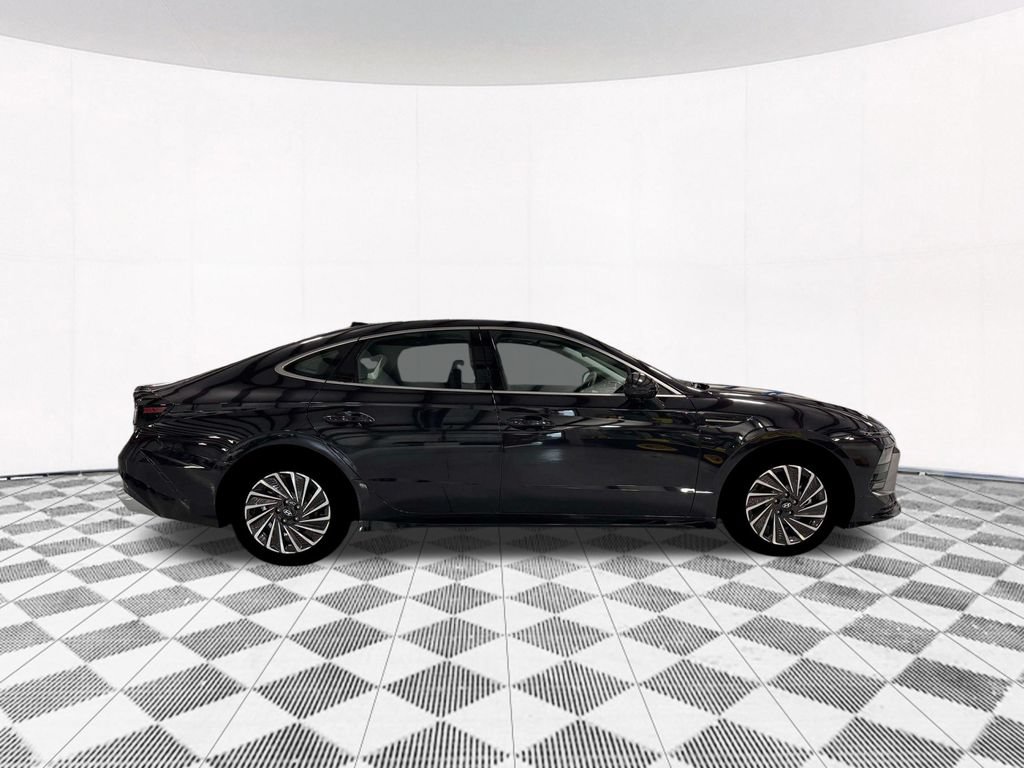 New 2026 Hyundai Sonata SEL FWD image 13