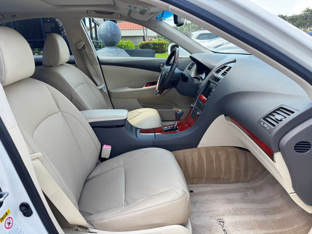 Used 2011 Lexus ES 350 FWD image 17
