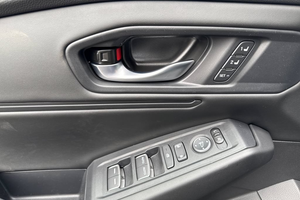Certified 2026 Honda Accord EX-L image 5