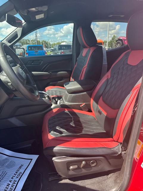 Used 2024 Chevrolet Colorado Trail Boss w/ Technology Package image 15