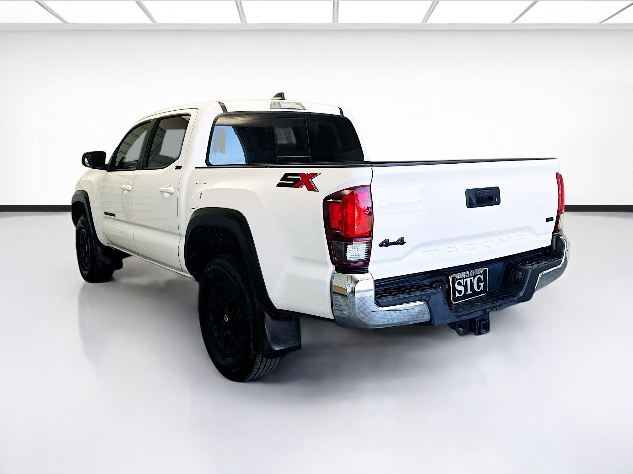 Used 2023 Toyota Tacoma SR5 w/ SX Package image 6