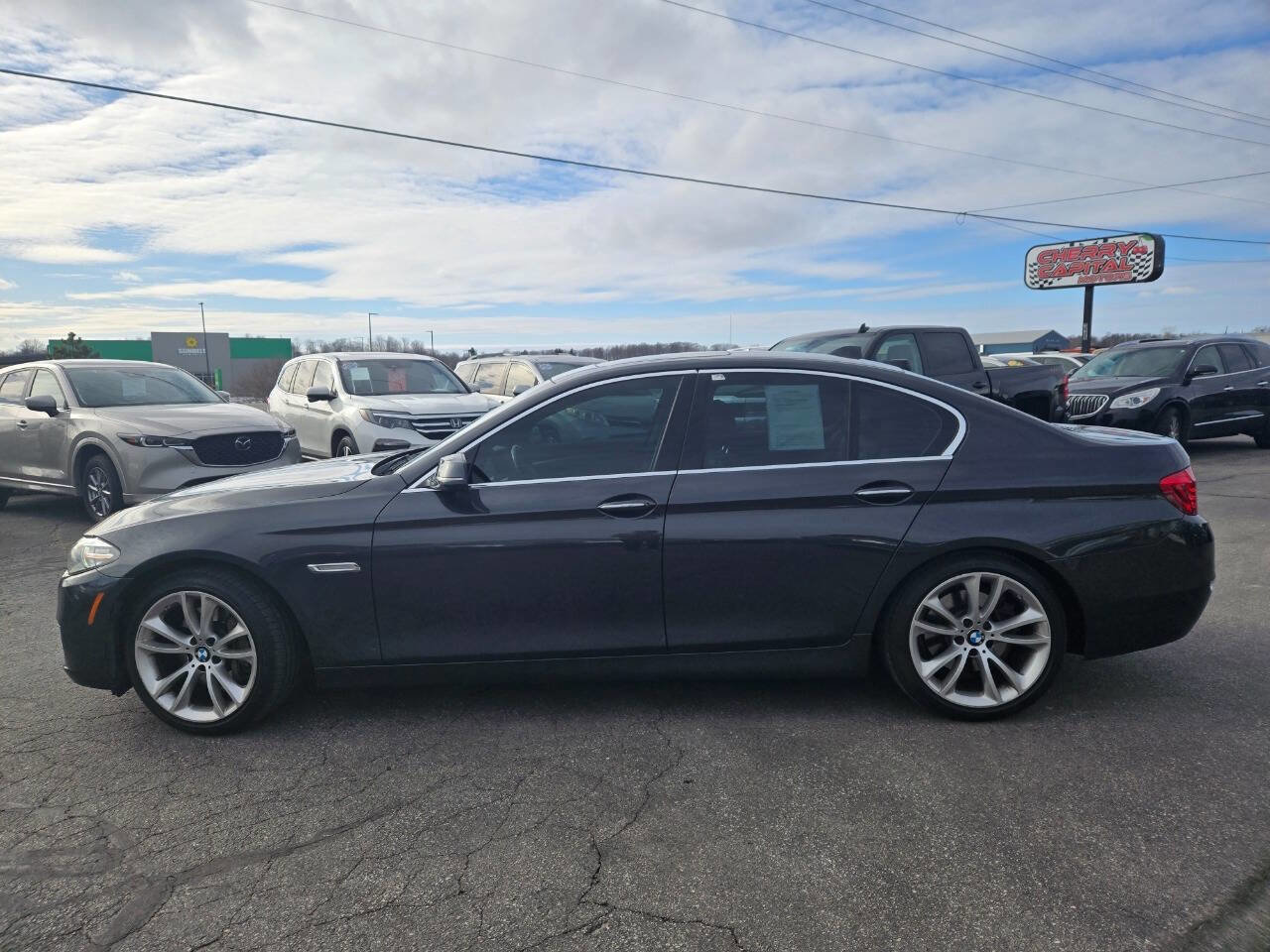 Used 2015 BMW 535i xDrive Sedan AWD/4WD image 9