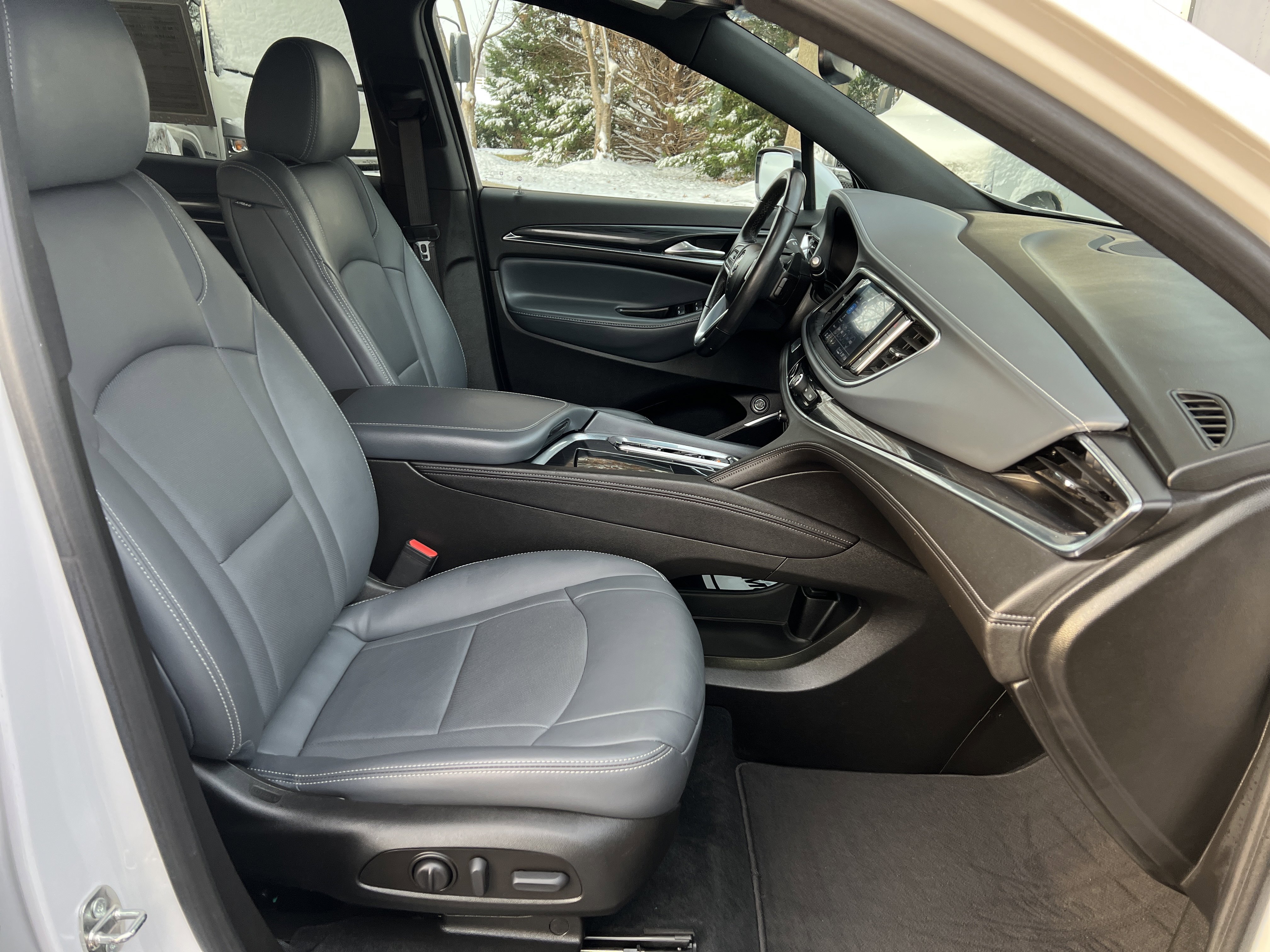 Certified 2023 Buick Enclave Essence w/ Experience Buick Package image 34