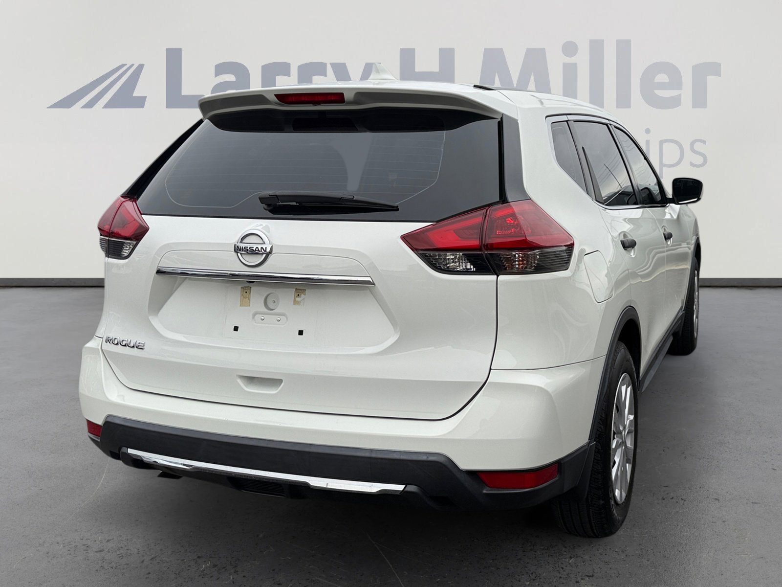 Used 2019 Nissan Rogue S image 5