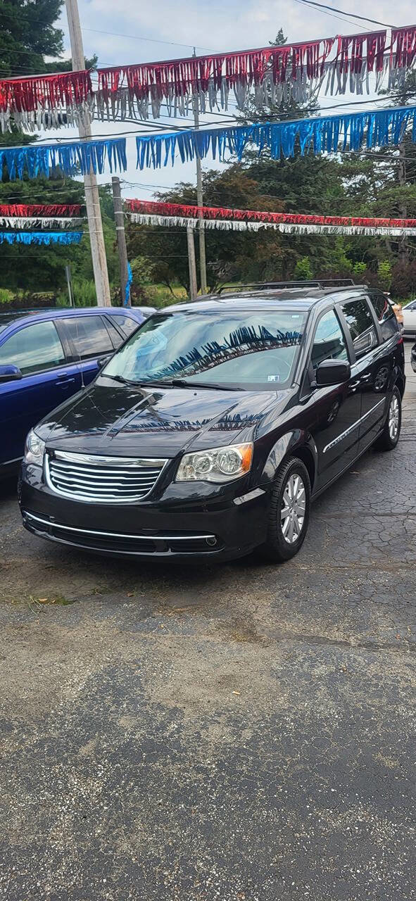 Used 2013 Chrysler Town & Country Touring