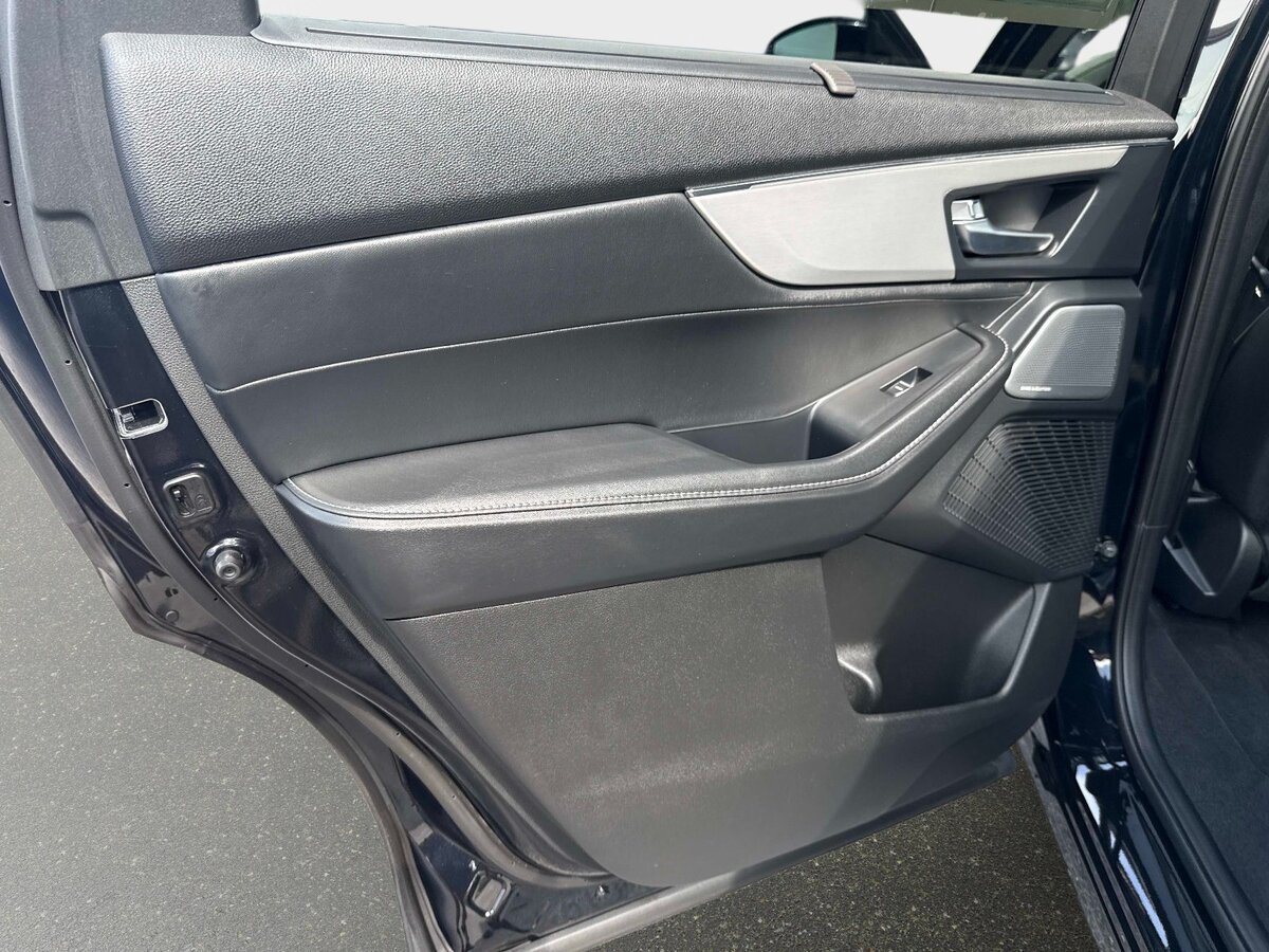 Used 2026 Acura MDX w/ Technology Package FWD image 11