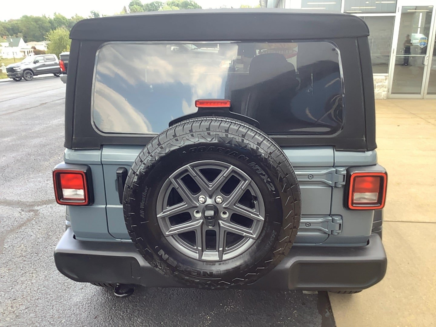 Certified 2024 Jeep Wrangler Sport AWD/4WD image 7
