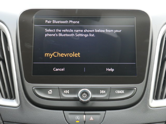 Used 2022 Chevrolet Malibu LT FWD image 4