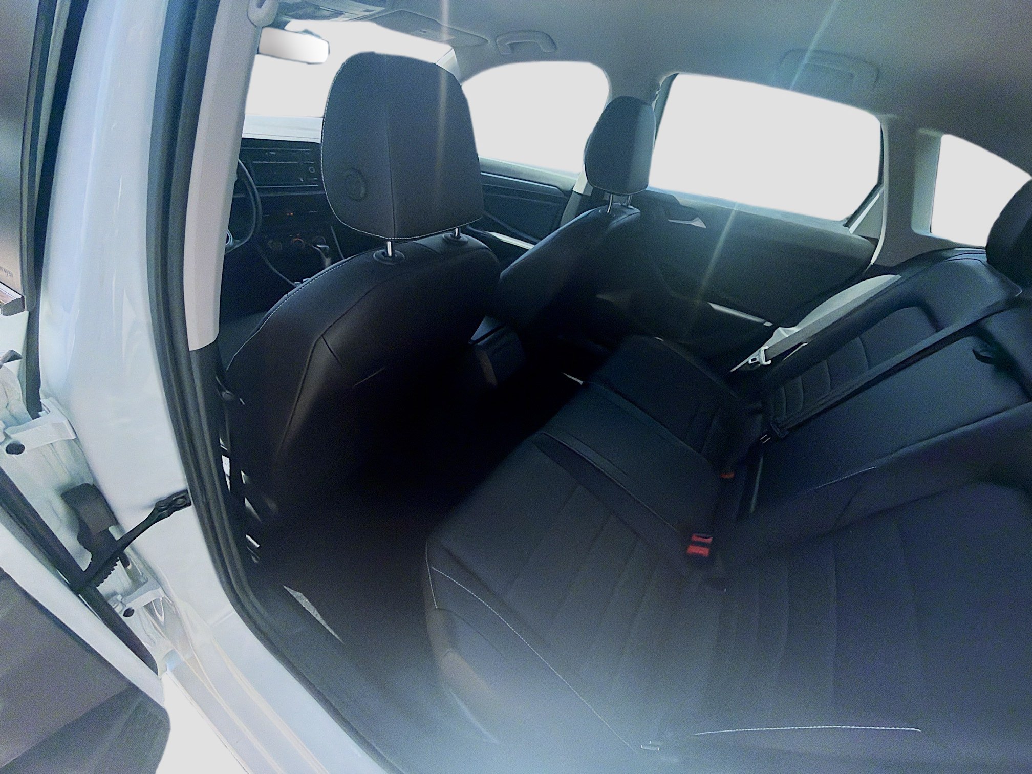 Used 2023 Volkswagen Jetta SE FWD image 23