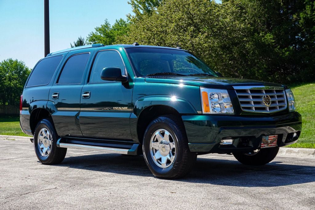 Used 2003 Cadillac Escalade AWD image 2