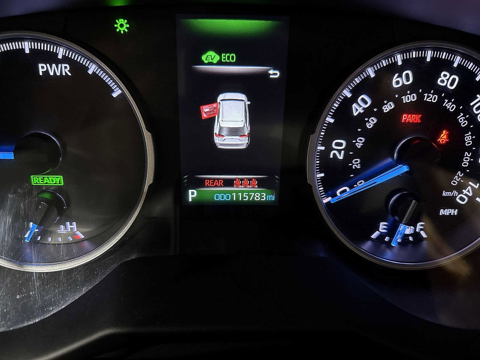 Used 2020 Toyota RAV4 LE image 19