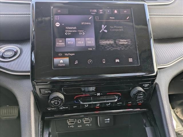 Used 2023 Jeep Grand Cherokee L Laredo image 13