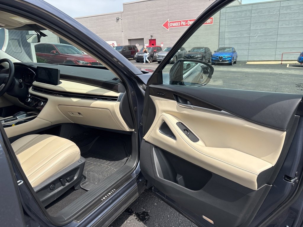 Used 2023 INFINITI QX60 Sensory w/ Cargo Package image 67