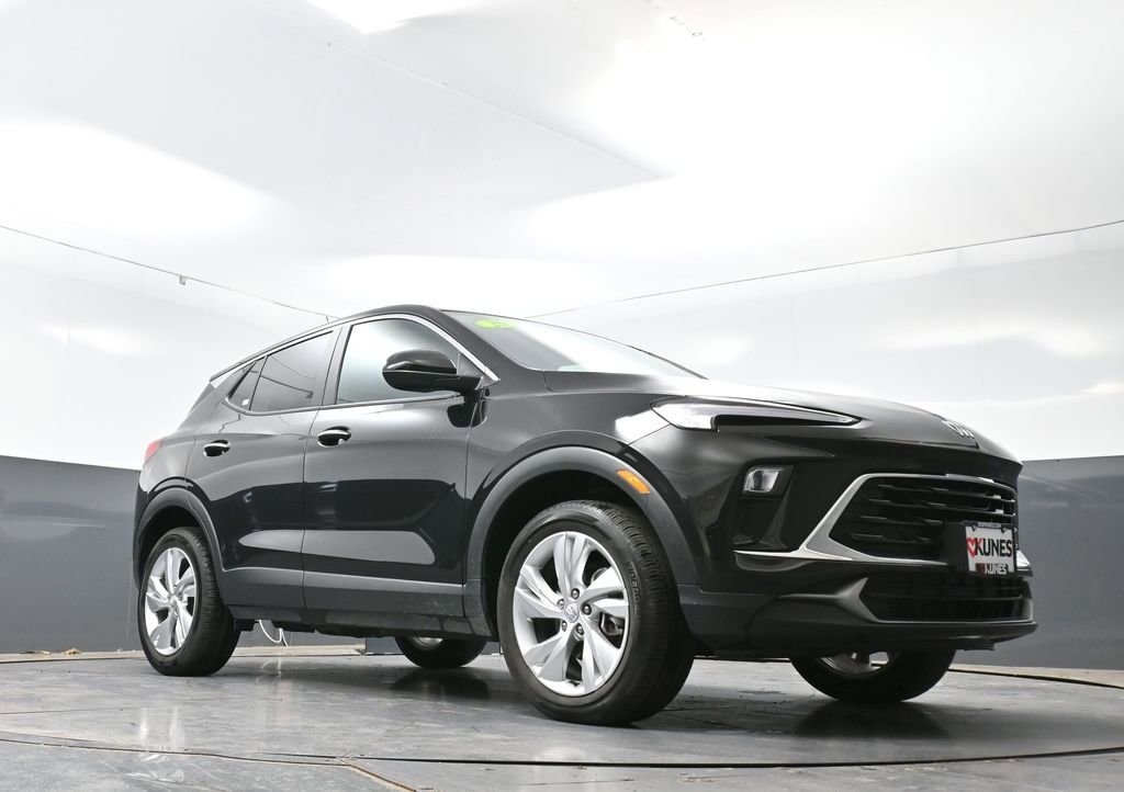 Used 2025 Buick Encore GX Preferred AWD/4WD image 53