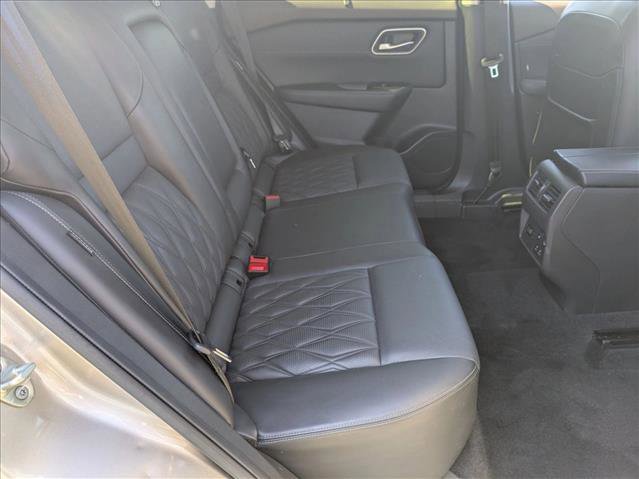 Used 2023 Nissan Rogue Platinum w/ Platinum Premium Package image 22