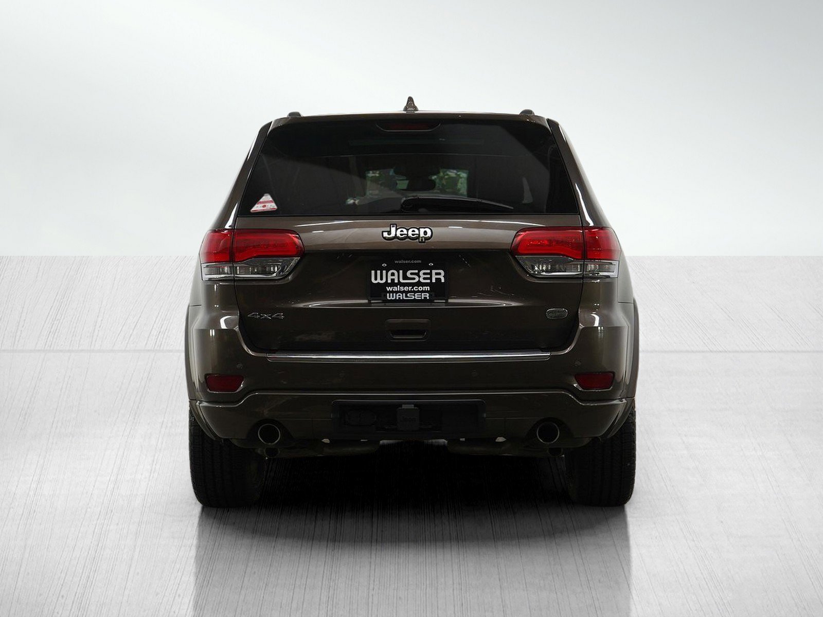 Used 2018 Jeep Grand Cherokee Overland image 4