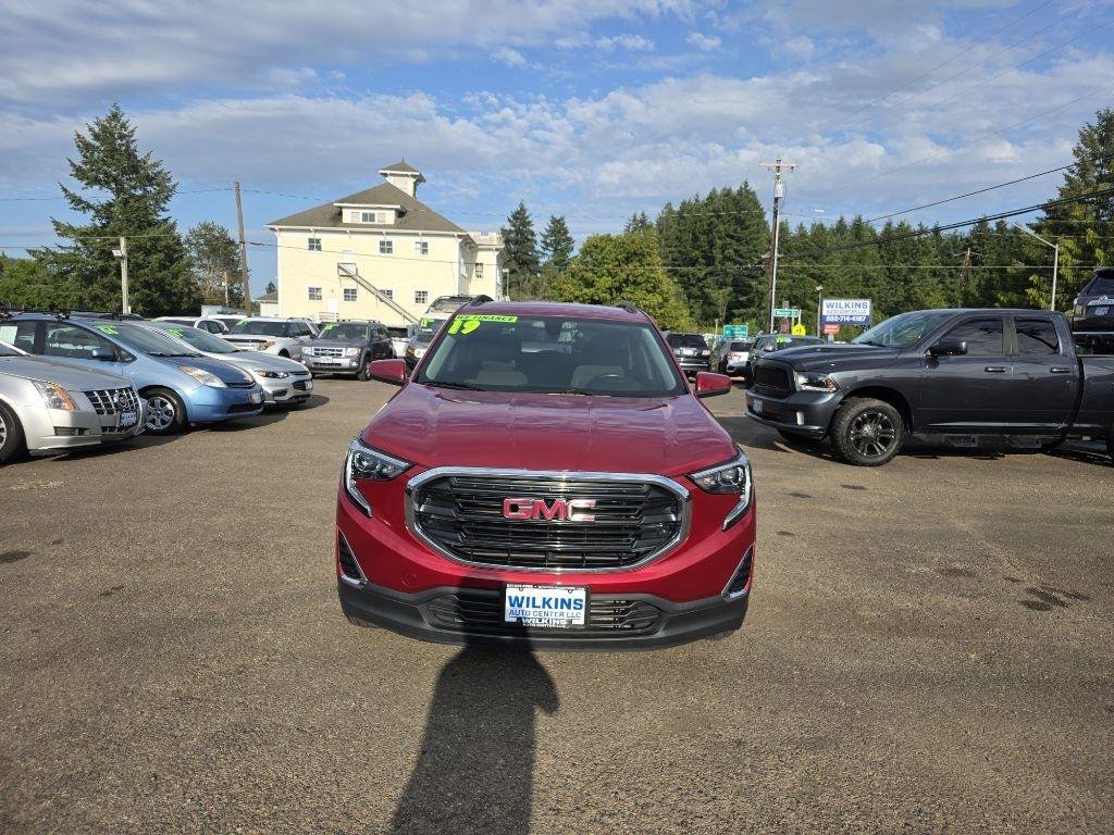 Used 2019 GMC Terrain SLE w/ Driver Convenience Package FWD image 2