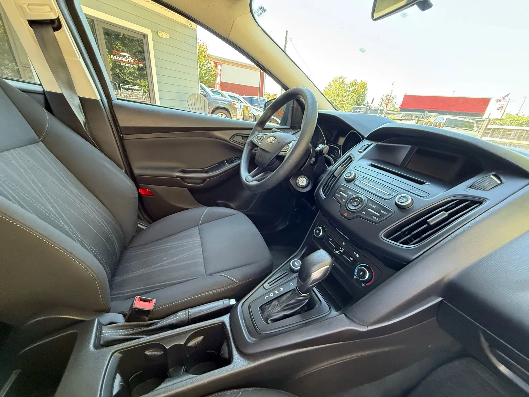 Used 2016 Ford Focus S image 35