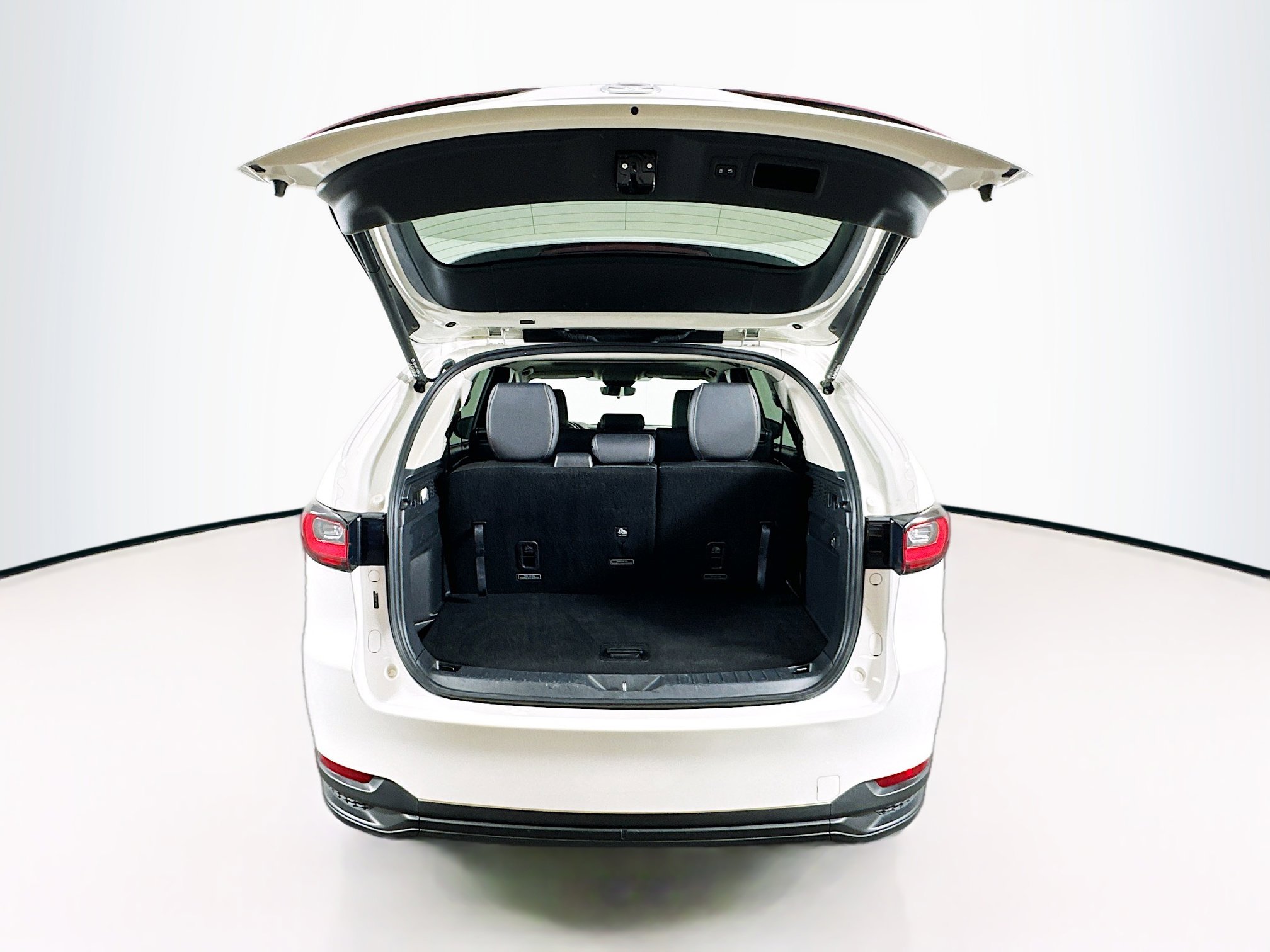 Used 2024 MAZDA CX-90 3.3 Turbo w/ Preferred Plus image 30