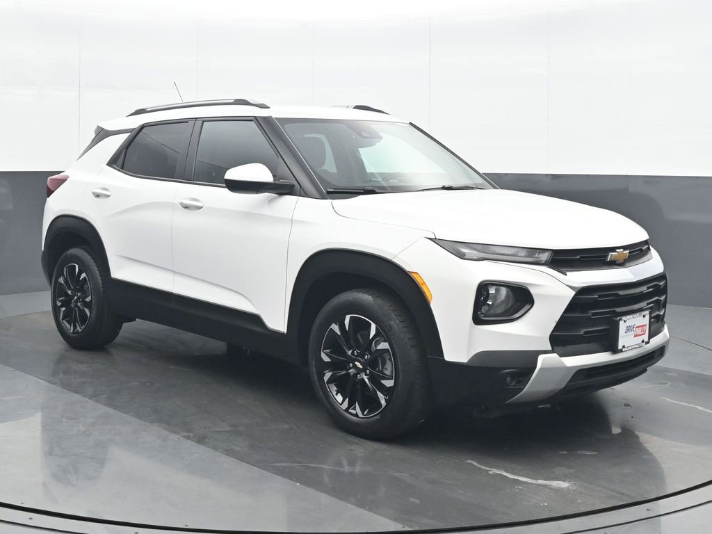 Used 2023 Chevrolet TrailBlazer LT FWD image 9