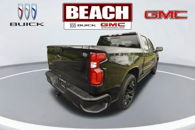 Used 2025 Chevrolet Silverado 1500 High Country w/ High Country Premium Package AWD/4WD image 3
