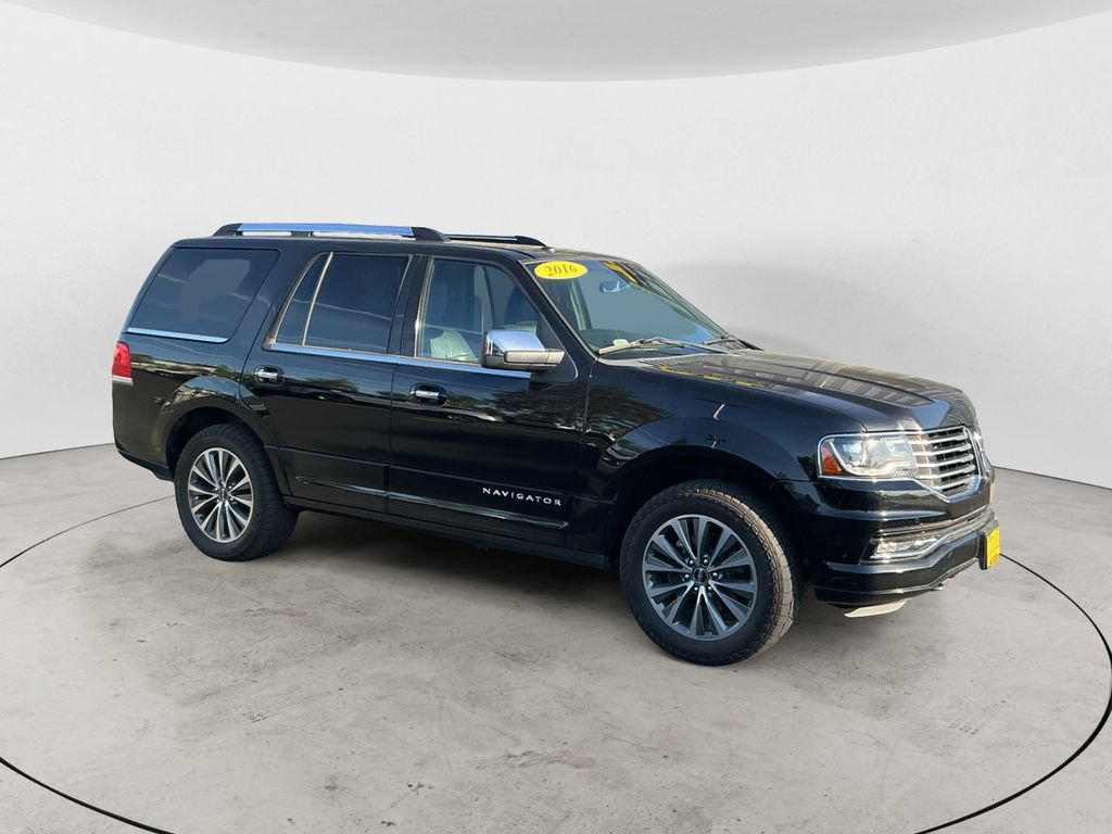 Used 2016 Lincoln Navigator Select AWD/4WD image 1