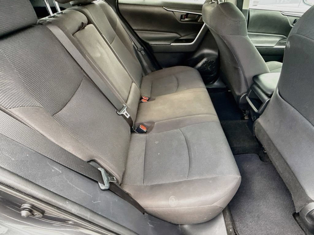 Used 2020 Toyota RAV4 LE w/ Carpet Mat Package FWD image 28