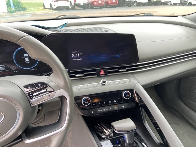 Used 2023 Hyundai Elantra SEL w/ Convenience Package FWD image 23