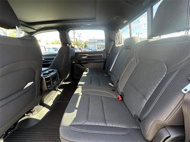New 2026 RAM 1500 4x4 Crew Cab image 17