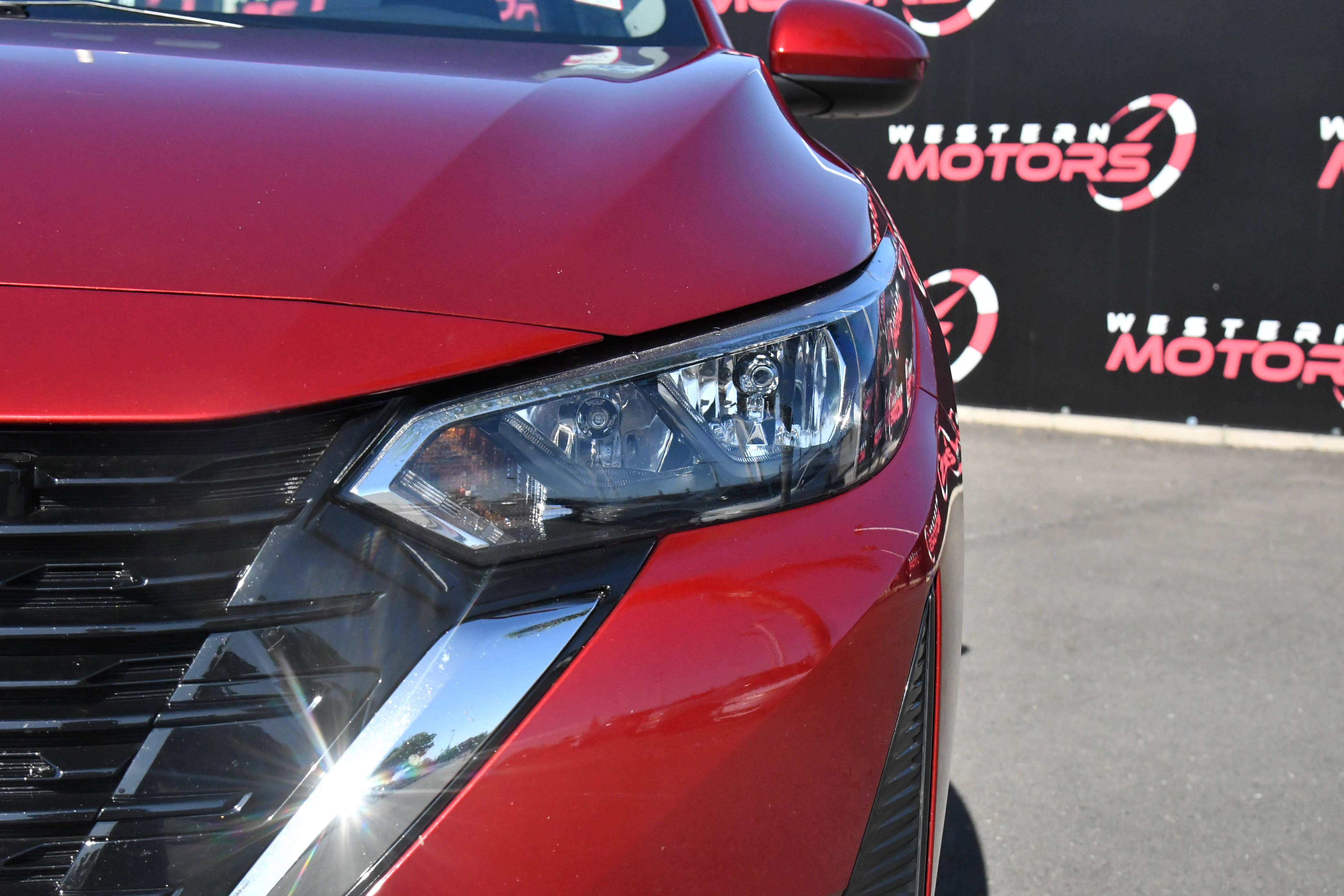 Used 2025 Nissan Sentra SV FWD image 11