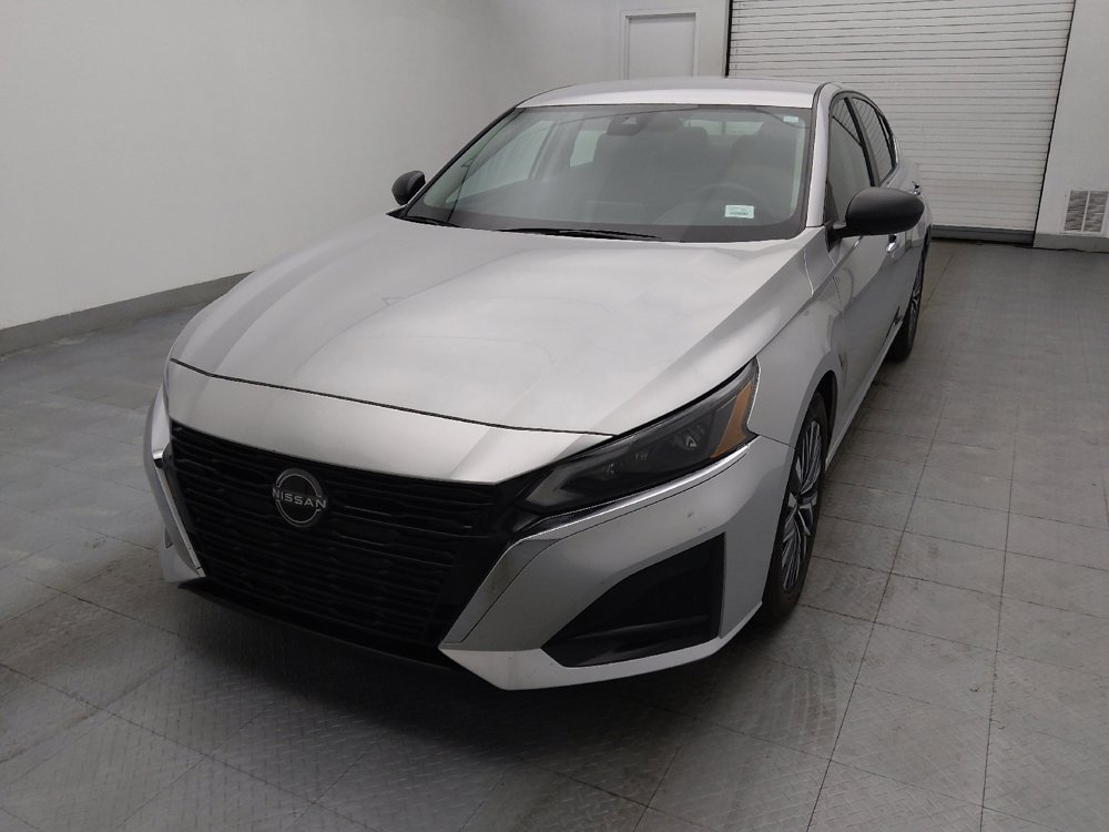 Used 2024 Nissan Altima 2.5 SV image 15