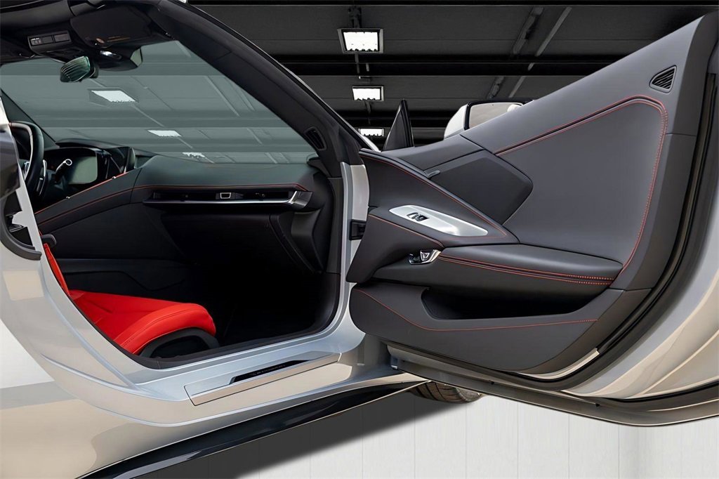 Used 2022 Chevrolet Corvette Stingray Coupe image 30